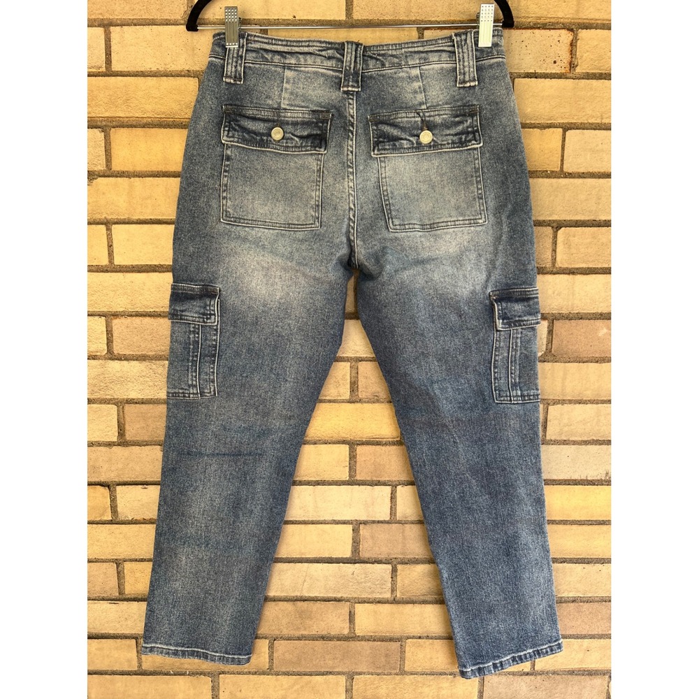 KanCan Avery High Rise Straight Leg Cargo Jeans Medium Wash Blue Denim Size 5/26 - Picture 4 of 5